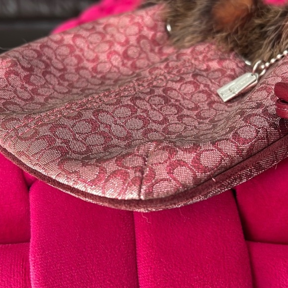 Coach Vintage Wristlet-Like New - Picture 8 of 10